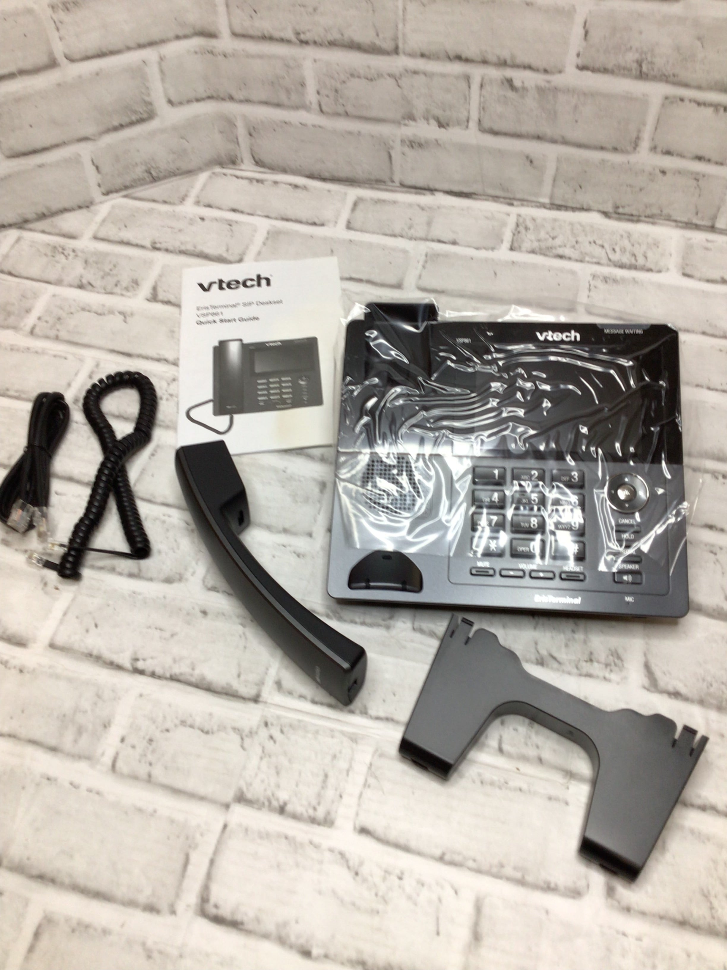 *READ* Vtech ErisTerminal VSP861 Touchscreen Color - Voice Over Internet (VOIP) (8095027265774)
